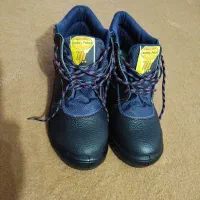 کفش ایمنی سایز ۴۲