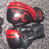 دستکش بوکس و تجهیزات MMA