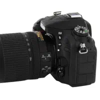 دوربین Nikon D7100 + لنز 18-140 VR