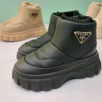 بوت بچگانه پرادا کاپشنی طرح چرم نو|کفش و لباس بچه|اسلامشهر, مطهری|دیوار