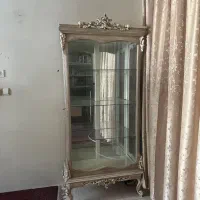 بوفه شیشه‌ ای