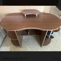 میز کامپیوتر با جنس ام دی اف