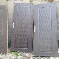 درب چوبی پیش ساخته در حد نو