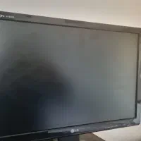مانیتور LG در حد نو چند سال استفاده نشده
