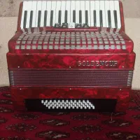 آکاردئون ۴۸ باس گلدن کاپ