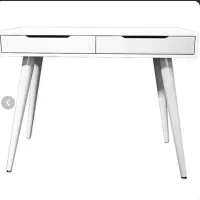 میز تحریر ام دی اف