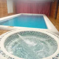 باغ ویلااستخردارسرپوشیده/جکوزی دار۲خ/ اصفهانک زیبا