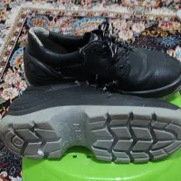 یک جفت. کفش ایمنی سایز۴۱ سالم درحد عالی|کیف، کفش، کمربند|ملایر, |دیوار
