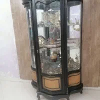 یک عدد بوفه مخصوص ظروف