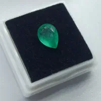 زمرد اشکی پنجشیر