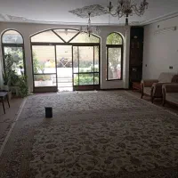 ویلایی-همکف-دوخوابه-دربست-در-موقعیت-عالی-باهنر