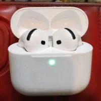 ایرپاد4 اصلی|لوازم جانبی موبایل و تبلت|تهران, امام خمینی|دیوار