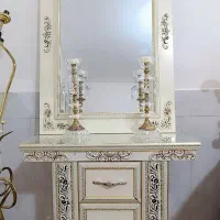آینه کنسول همراه با شمعدون