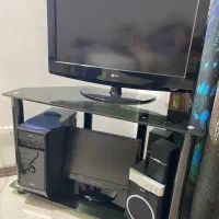 ال سی دی ۳۲ اینج ال جی به همراه میز