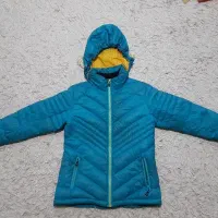 کاپشن پر mountain hard wear