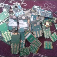 خرید و فروش انواع  برد گوشی و کامپیوتر