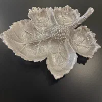 ظرف نقره ای