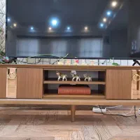 زیرتلویزیونی در حد نو