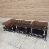 سه عدد گل میز و جلو مبلی