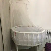 گهواره نوزاد و کنار تختی مادر|تخت و صندلی بچه|کرج, کیانمهر|دیوار