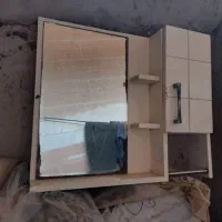 آیینه و روشویی