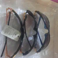 عینک یووی ۴۰۰