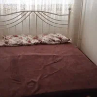 تخت دونفره فلزی
