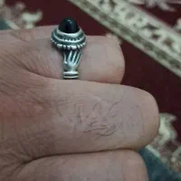 انگشتر نقره دست دلبر درحد نو