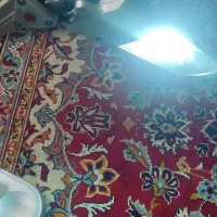 چراغ مطالعه و میز کامپیوتر