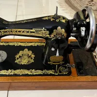 چرخ خیاطی دستی قدیمی