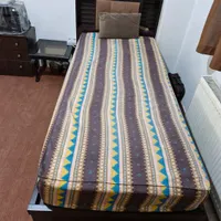 تخت خواب و میز و پاتختی بسیار شیک و زیبا|تخت و سرویس خواب|تهران, دانشگاه علم و صنعت|دیوار