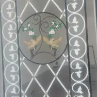 نقاشی ساختمان و دروپنجره