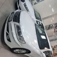 آزرا کالیفرنیا ۲۰۱۱ فنی در حد