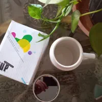 ماگِ سرامیکیِ سفید با نوشته ی طلایی و درب آینه ای|ظروف سرو و پذیرایی|تهران, مهرآباد|دیوار