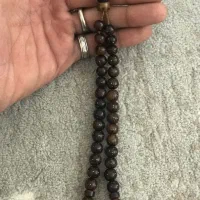 تسبیح سنگ|کلکسیون اشیاء عتیقه|شیروان (خراسان), |دیوار