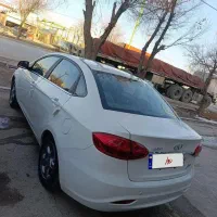 j4مدل1402|خودرو سواری و وانت|بروجن, |دیوار