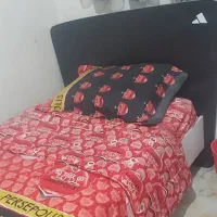 تخت و تشک همراه میز آرایش