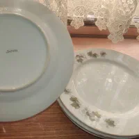 تعدادی ظروف قدیمی