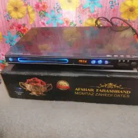 یک عدد دستگاه دی وی دی