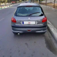 206|خودرو سواری و وانت|چهارباغ, |دیوار