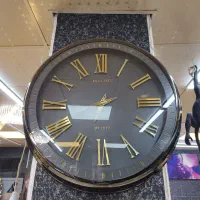 ساعت دیواری