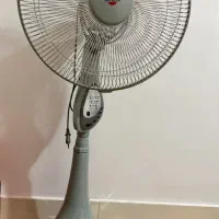 پنکه ایستاده