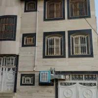 ویلایی سه طبقه تمام اسکلت دو کله خ جلال اساتید