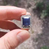 انگشتر نقره .با نگین یاقوت کبود اصل دور برلیان اصل|جواهرات|رشت, معلولین|دیوار