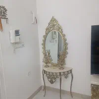 آینه و شمعدان برنز