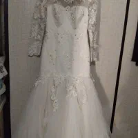 لباس عروس جنس پارچه خوب یکبار استفاده شده