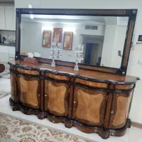 آینه و کنسول