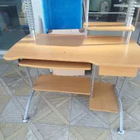 میز کامپیوتر