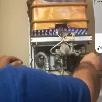 نصب و سرویس وراه اندازی آبگرمکن و بخاری گازی