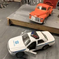 ماکت ماشین فلزی ۱.۳۲